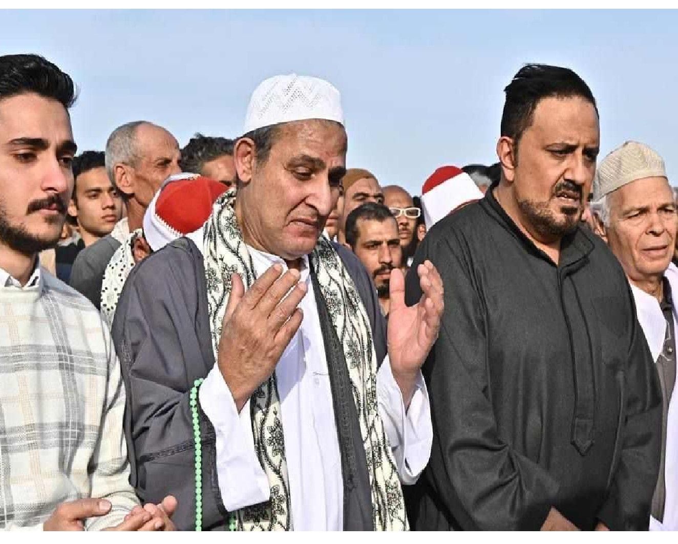 « صابر يموت ويحيا تاني»| مفاجآت في مسلسل صابر المداح الحلقة الأخيرة.. وهل سيكون هناك جزء خامس؟