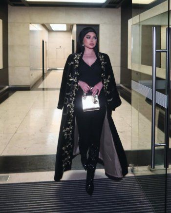 شاهد .. الذوق الرفيع عنوانها.. إليكم مجموعة حقائب يد هيفا وهبي