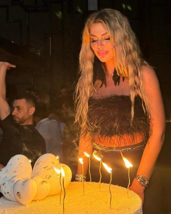 شاهد .. بالصور- ساندرا رزق تسحر الجمهور بانوثتها و جمالها.. سعر حقيبة يدها الخيالي سيفاجئكم