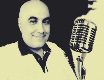 شاهد .. خاص - نعيم حلاوي: " الفكرة واردة لتقديم برنامج يشبه " لا يمل " و " ما في متلو " .. وعادل إمام وزياد الرحباني أكثر فنانين يضحكاني