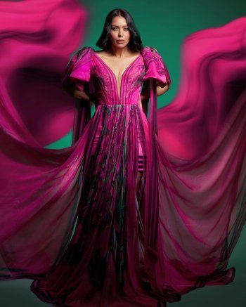 شاهد .. لقاء الخميسي تتألق بفستان رائع من تصميم فؤاد سركيس وهذا سعره- بالصور