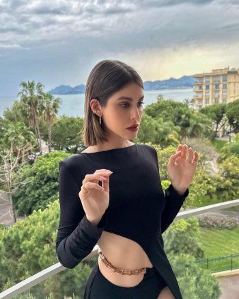 شاهد .. نور عريضة في مهرجان كان.. أناقة ما بعدها أناقة