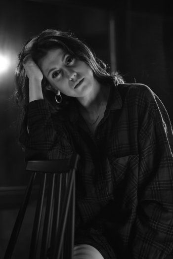 شاهد .. خاص - مابيل طوق تتحدث عن إرتدائها الحجاب في مسلسل " ع أمل " .. وتكشف ما قاله لها ريمون جبارة