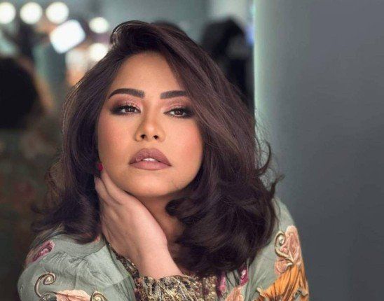 هل شيرين عبد الوهاب تعيش قصة حب جديدة مع ملحن مشهور؟