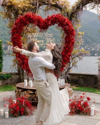 شاهد .. ملكة جمال لبنان لعام 2016 إعتمدت فستاناً رائعاً بحفل خطوبتها.. إليكم تفاصيله