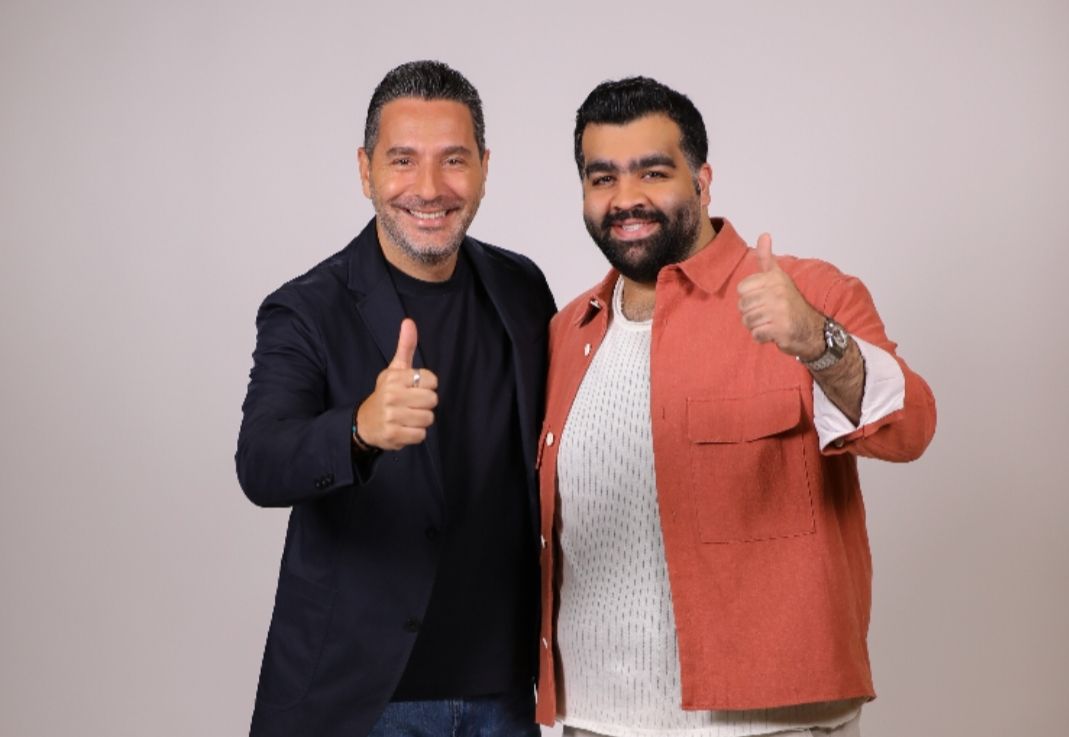 عبد العزيز النصار يستعيد أجواء المسرح في “كاربول كاريوكي”