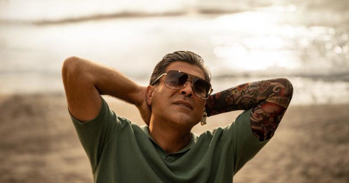 شاهد .. سعر لا يُصـ ـدق لنظارة شمس وائل كفوري في فيديو كليب "لآخر دقّة"