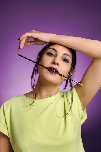 شاهد .. مسرحية " شو يا قشطة " جريئة وتوعوية وهذا ما كشفته سينتيا كرم ووفاء حلاوي وميشال فنيانوس