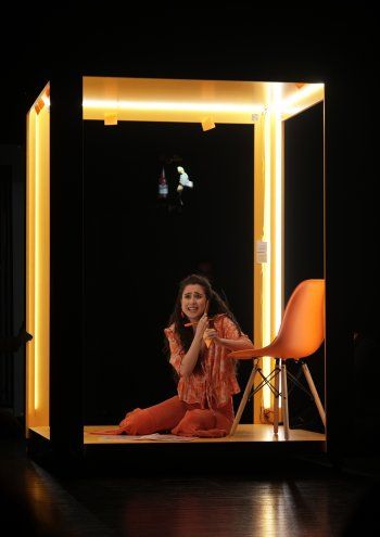 شاهد .. مسرحية " شو يا قشطة " جريئة وتوعوية وهذا ما كشفته سينتيا كرم ووفاء حلاوي وميشال فنيانوس