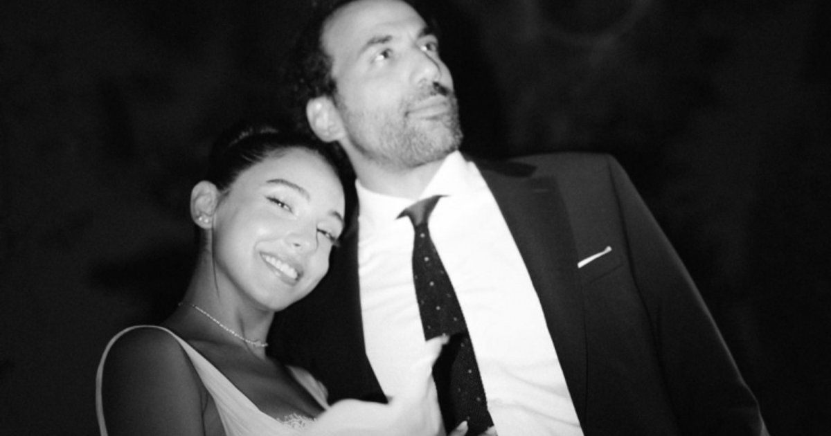 شاهد .. سلمى أبو ضيف بفستانين في حفل زفافها أحدهما بتوقيع زهير مراد