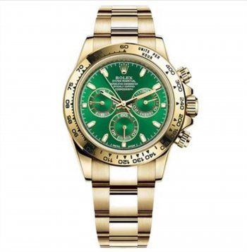 شاهد .. سعر ساعة عمرو يوسف مرتفع للغاية.. وهذه تفاصيلها