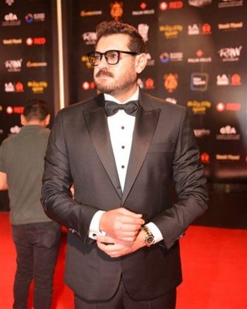 شاهد .. سعر ساعة عمرو يوسف مرتفع للغاية.. وهذه تفاصيلها