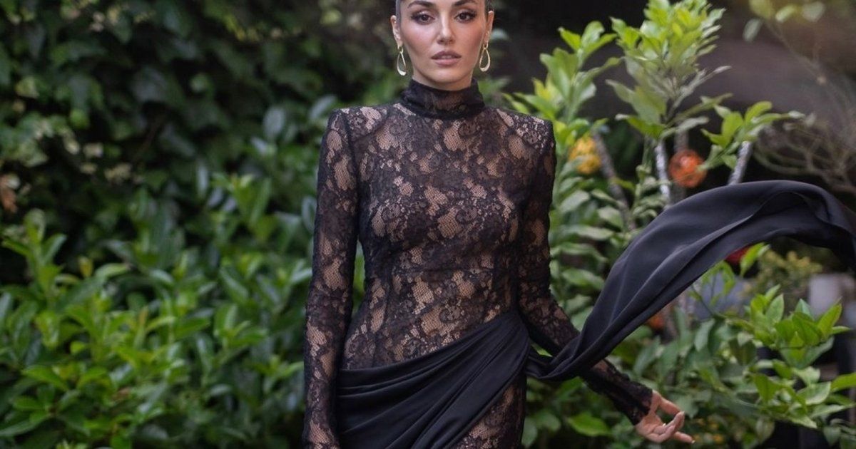 شاهد .. هاندا أرتشيل بإطلالة أنيقة للغاية.. والجرأة عنوانها