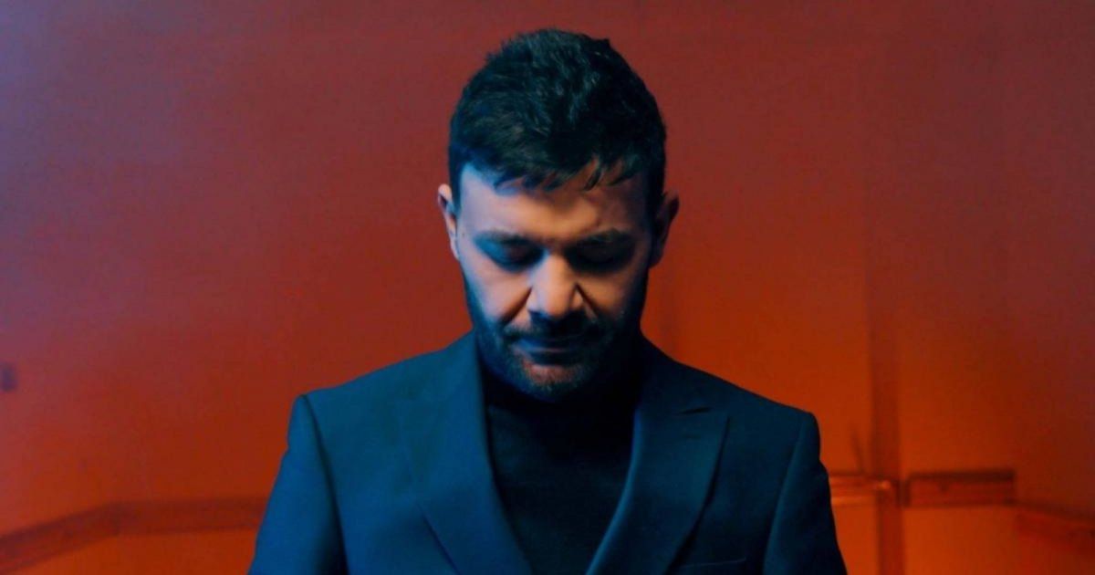 شاهد .. خاص - ريان : " لم أتاجر بمرضي وأمي لم تترك يدي أبداً خلال أزمتي " .. وهذا ما كشفه عن الحب في حياته