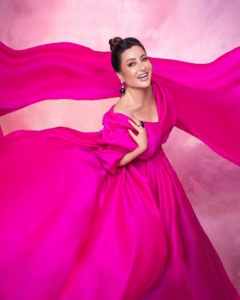 شاهد .. خاص - لطيفة التونسية تتحدث عن كليبات ألبومها " مفيش ممنوع " وتكشف هذه المفاجأة مع زياد الرحباني