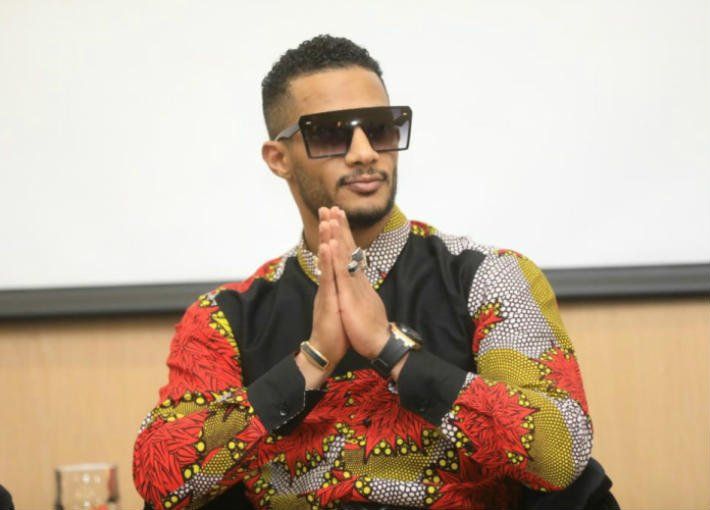 فيديو.. صفعات متبادلة بين محمد رمضان وشاب في الساحل الشمالي