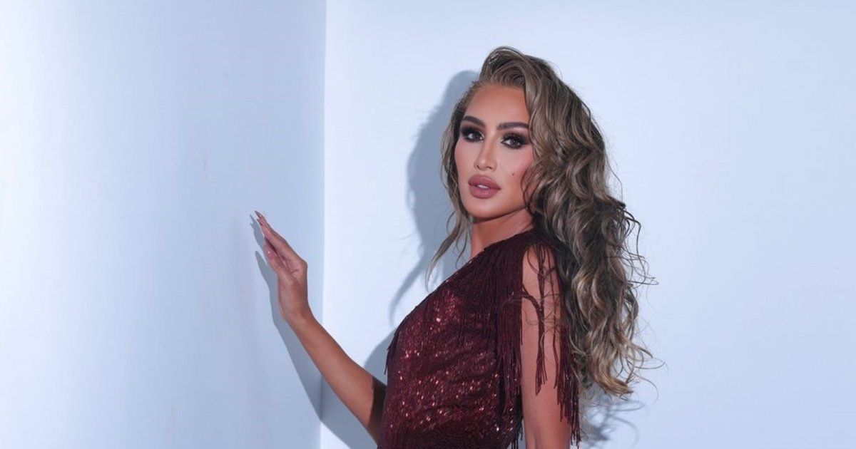 شاهد .. خاص وبالفيديو - مايا دياب تضج نجومية في حفلها .. وتقول : " زفيت نجوى كرم بأغنية عروس "