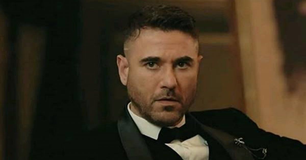 شاهد .. خاص - أحمد عز : لا أحب لقب أفضل ممثل .. وهذه حقيقة الخلافات بيني وبين عمرو يوسف