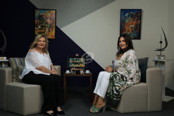 شاهد .. خاص وبالفيديو - سندريلا حكيم تروي قصتها المؤثرة وتقول : " نادر خوري دعمني ووجهني "