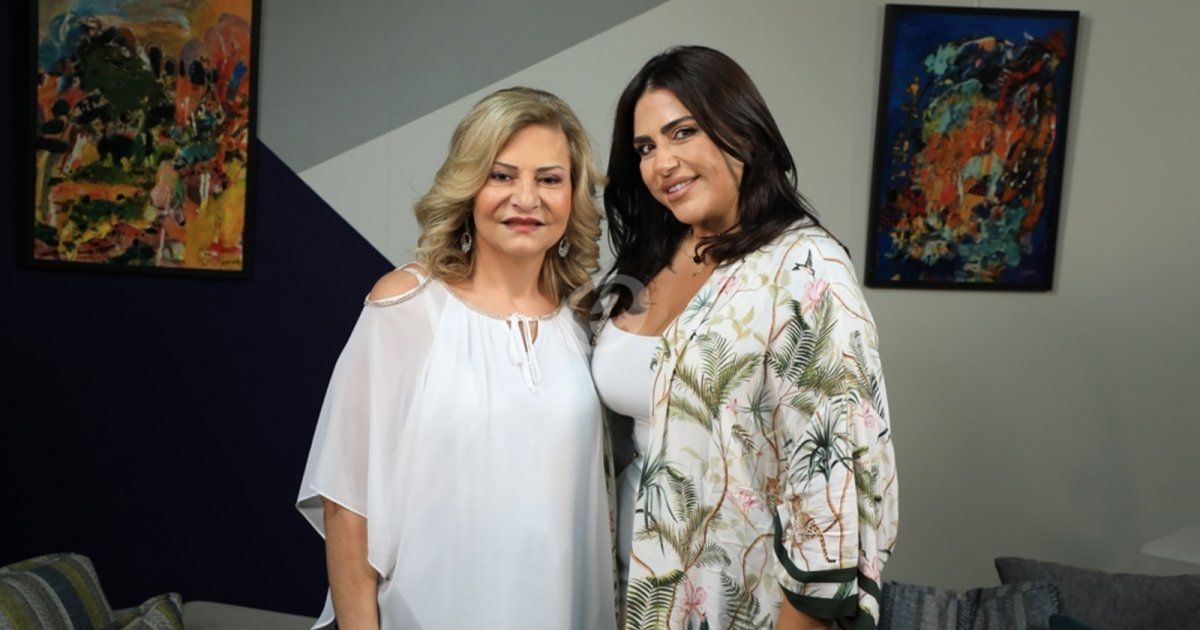 شاهد .. خاص وبالفيديو - سندريلا حكيم تروي قصتها المؤثرة وتقول : " نادر خوري دعمني ووجهني "