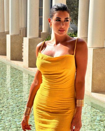 شاهد .. ياسمين صبري تتقن فن إختيار المجوهرات.. إليكم أجمل ما أطلت به