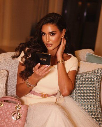 شاهد .. ياسمين صبري تتقن فن إختيار المجوهرات.. إليكم أجمل ما أطلت به