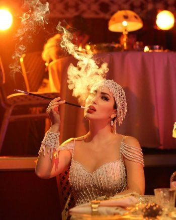 شاهد .. بالصور- نسرين طافش تلفت الأنظار بإطلالة جريئة