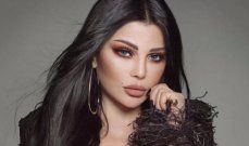 شاهد .. بالصور- روان بن حسين بفستان ضيق أظهر رشاقتها.. وسعر حقيبة يدها من Dolce & Gabbana سيفاجئكم