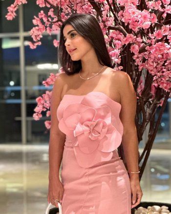 شاهد .. رانيا منصور تخطف القلوب بإطلالتها الأخيرة.. وسعر حقيبة يدها من Jacquemus سيفاجئكم