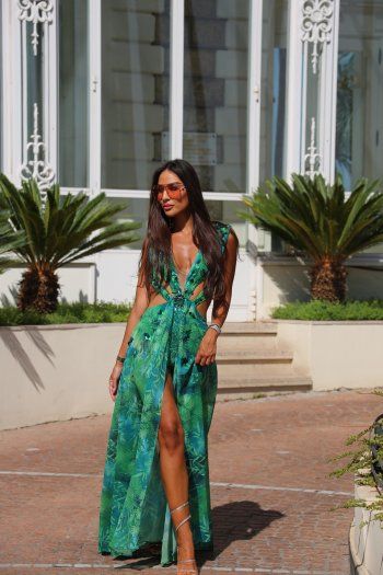 شاهد .. برشاقة و أنوثة و جمال.. نورهان إبراهيم تتألق بإطلالتها الأخيرة من كان