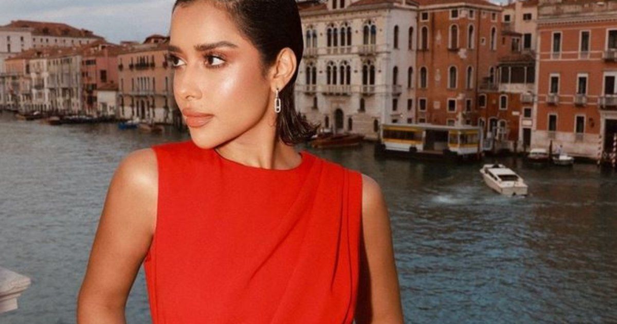 شاهد .. بلقيس فتحي تسحر العيون بإطلالتها في المغرب