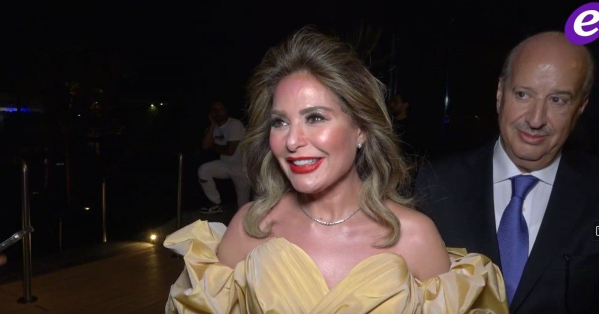 شاهد .. خاص بالفيديو- صابرين عن زواجها: ننظر لبعضنا للآن وأقول له "إنت مصدق؟"