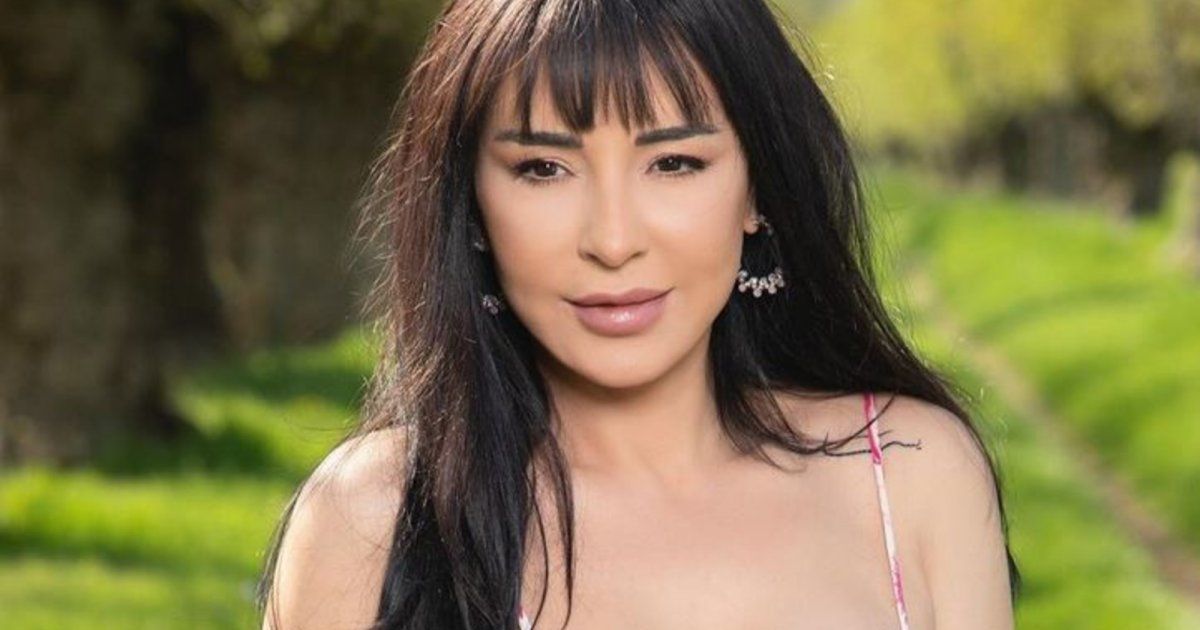 شاهد .. ماغي بو غصن تعايد نيكولا جبران بعيد ميلاده.. إليكم أجمل فستان إختارته من تصاميمه