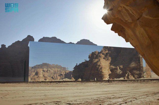 متحف نابولي الإيطالي يعرض قطعا أثرية تاريخية وتحف فنية نادرة في مدينة العلا