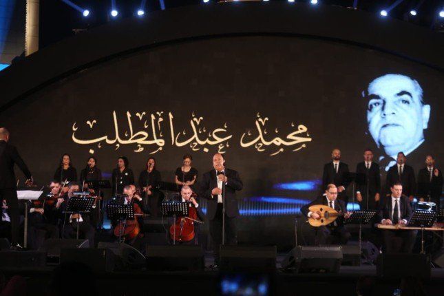 ليلة فنية ساحرة تجمع كبار الفنانين في مهرجان الموسيقى العربية بمسرح النافورة