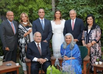 شاهد .. زفاف جديد في العائلة المالكة الأردنية بحضور الملك عبد الله الثاني والملكة رانيا