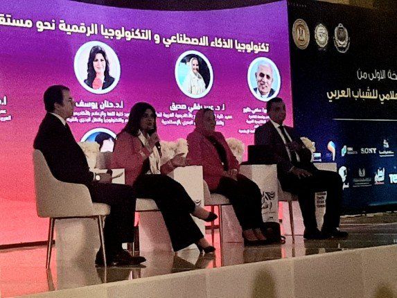 الدكتورة عبير رفقي تؤكد خلال قمة الإبداع الإعلامى على الحاجة إلى تعزيز المواطنة الرقمية