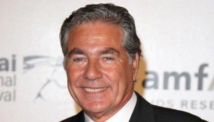 نجوم الفن يغادرون مهرجان الجونة السينمائي لحضور صلاة جنازة الراحل مصطفي فهمي بالقاهرة