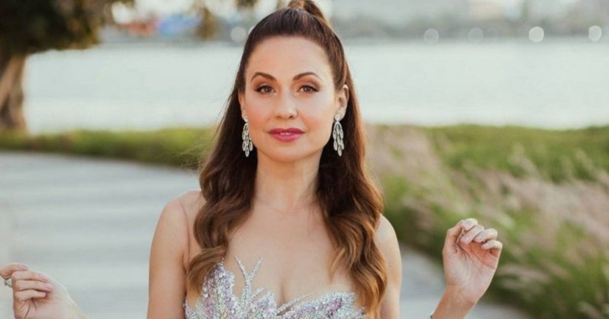 شاهد .. مجهولان يدخلان كواليس Arabs Got Talent و يخيفان ريا أبي راشد والمشتركين