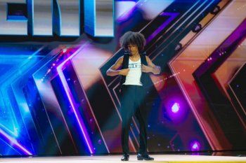 شاهد .. الحلقة الثالثة من Arabs Got Talent بين الطرب وعروض الهولوغرام والرقص وغيرها .. فمن حصل على 3 نعم ؟