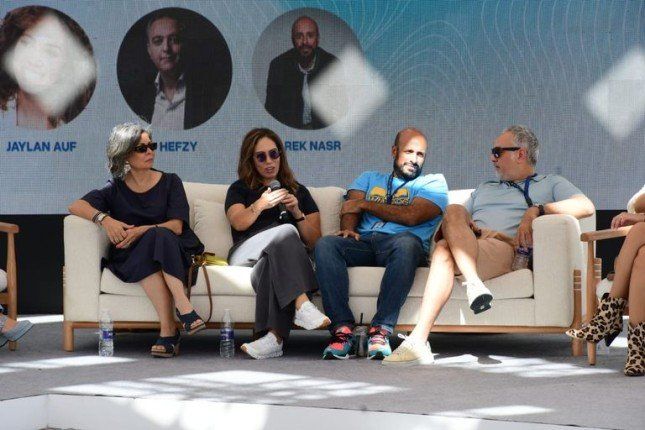 سؤال محرج يُجبر فنان مصرية على مغادرة مؤتمر فيلم الفستان الأبيض.. ما القصة؟