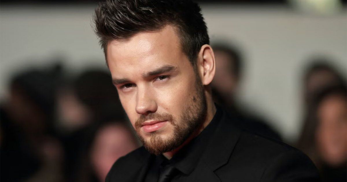 شاهد .. ليام باين يُبكي محبيه بأغنية غير صادرة له