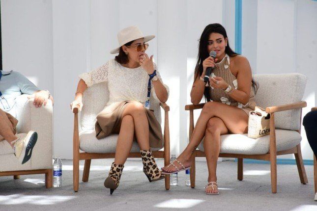 ما حقيقة الخلاف بين الفنانة ياسمين رئيس وأسماء جلال أثناء تصوير فيلم الفستان الأبيض؟