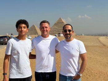 شاهد .. نجم ليفربول وريال مدريد السابق مايكل أوين ينضم للحريفة 2