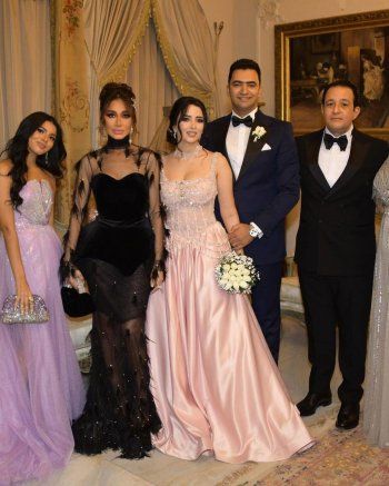 شاهد .. مايا دياب ومحمد حماقي يغنيان سوياً في حفل زفاف ابنة بسمة وهبة