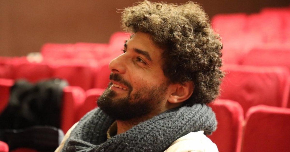 شاهد .. قاسم إسطنبولي يفوز بهذه الجائزة في مهرجان أيام كربلاء الدولي للمسرح