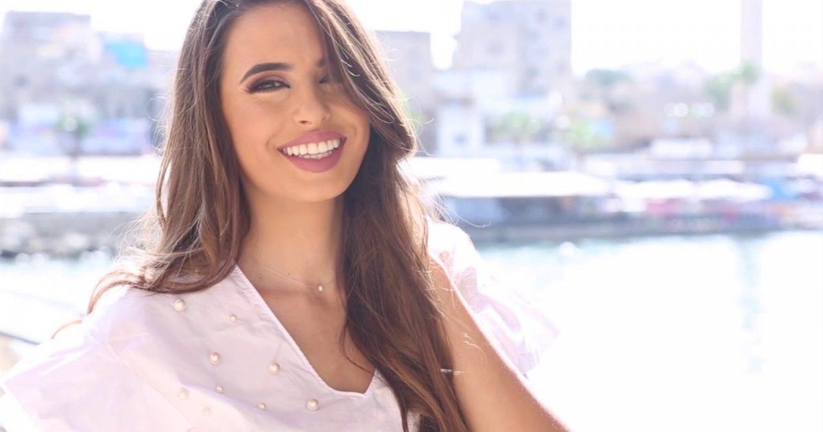 شاهد .. هل تذكرون جنى صادر التي مثلت لبنان في ملكة جمال الكون عام 2017؟ هكذا أصبحت بعد مرور 7 سنوات