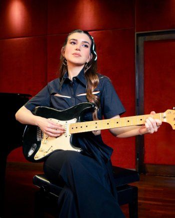 شاهد .. خاص - تاليا لحود تتحدث عن كواليس أغنيتها " علي صوتك " .. وتختار وائل كفوري وزياد برجي ومروان خوري وشيرين عبد الوهاب