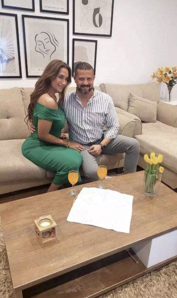 شاهد .. بالصور- ممثلة مصرية شهيرة تحتفل بعقد قرانها بشكل مفاجئ