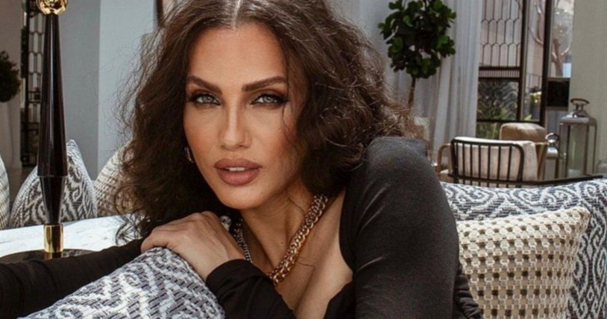 شاهد .. بلوك اسود شيك.. إيمان الباني تبهر متابعيها بجمالها